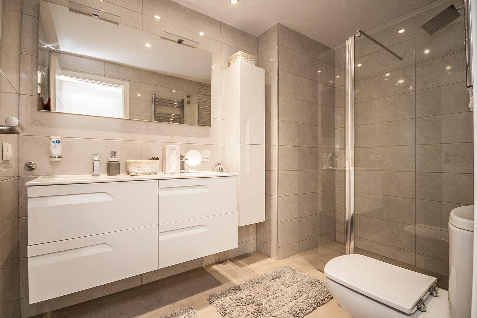 2 soveværelse Lejlighed til salg i La Cala de Mijas med swimmingpool garage - € 415.000 (Ref: 8780777)