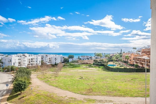 2 soveværelse Lejlighed til salg i La Cala de Mijas, Mijas med swimmingpool garage - € 415.000 (Ref: 8780777)