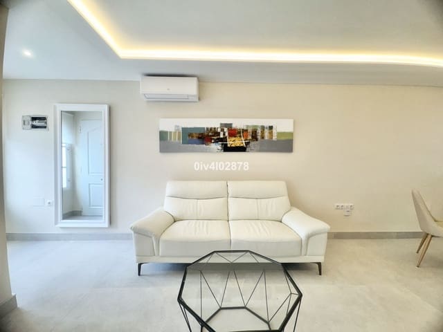 2 soveværelse Byhus til salg i Riviera del Sol, Mijas med swimmingpool garage - € 360.000 (Ref: 8780798)