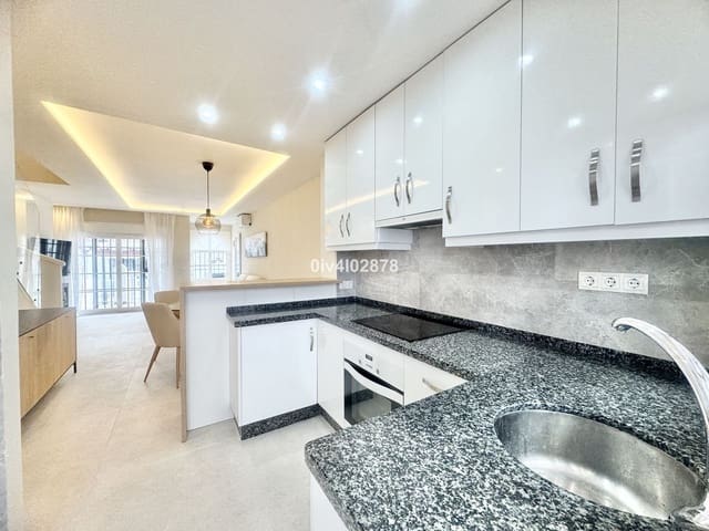 2 soveværelse Byhus til salg i Riviera del Sol, Mijas med swimmingpool garage - € 360.000 (Ref: 8780798)