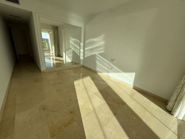 3 slaapkamer Appartement te koop in Riviera del Sol, Mijas met zwembad garage - € 475.000 (Ref: 8780829)