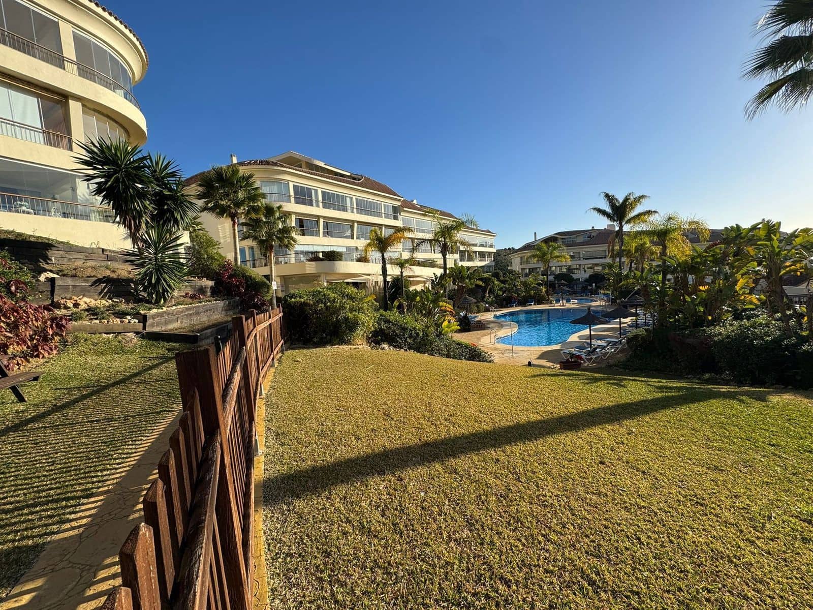 3 soverom Leilighet til salgs i Riviera del Sol med svømmebasseng garasje - € 475 000 (Ref: 8780829)