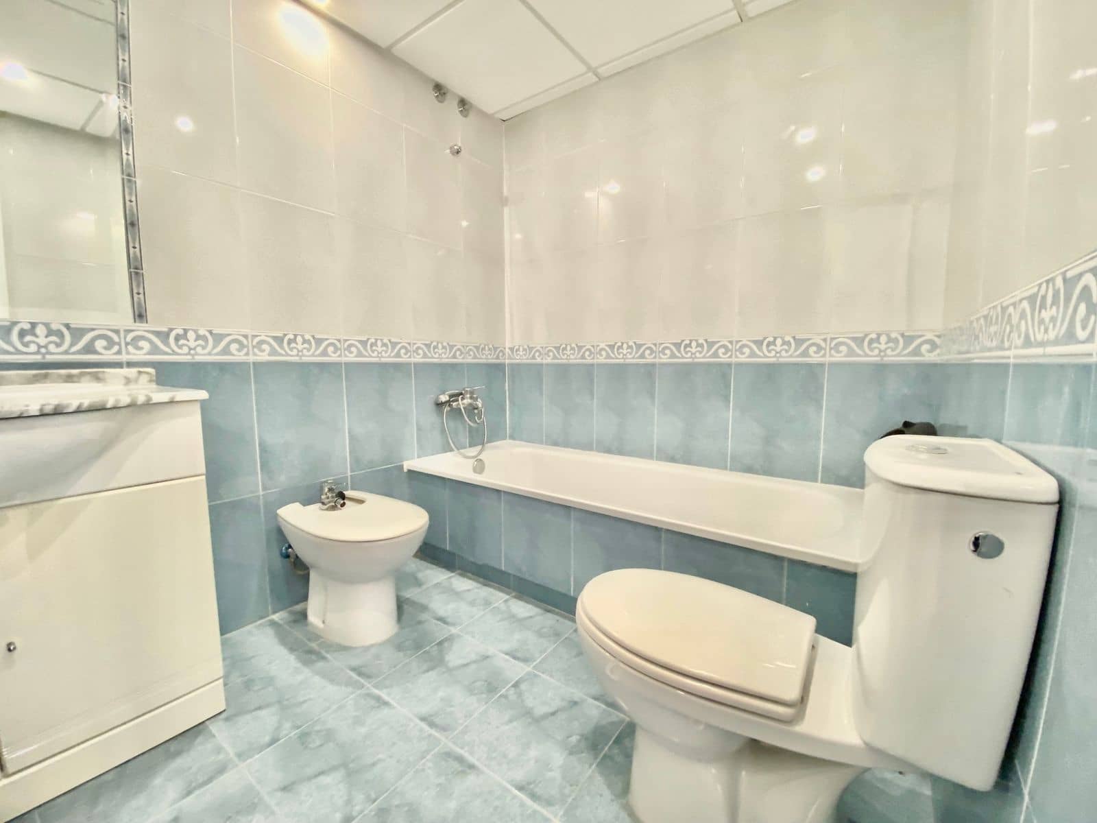 3 soverom Leilighet til salgs i Guadalmina med svømmebasseng garasje - € 510 000 (Ref: 8785589)