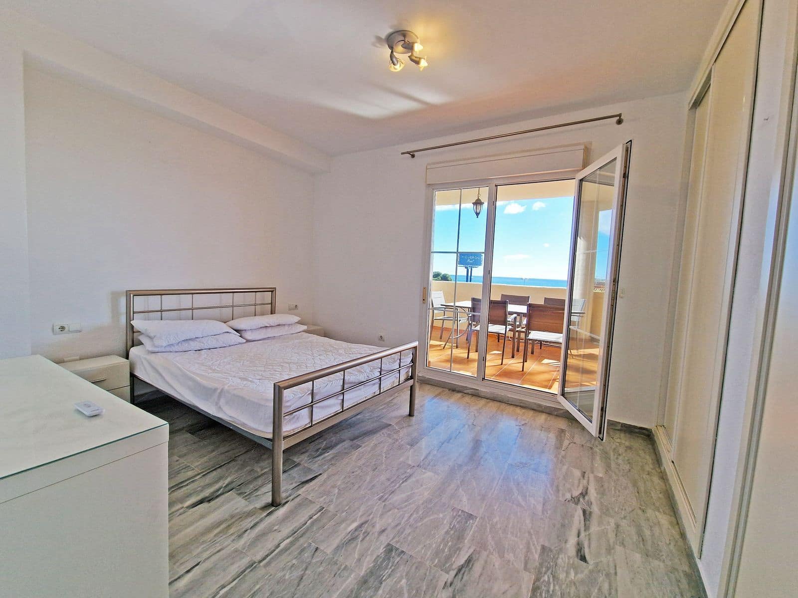 3 soverom Leilighet til salgs i Cabopino med svømmebasseng garasje - € 475 000 (Ref: 8788625)