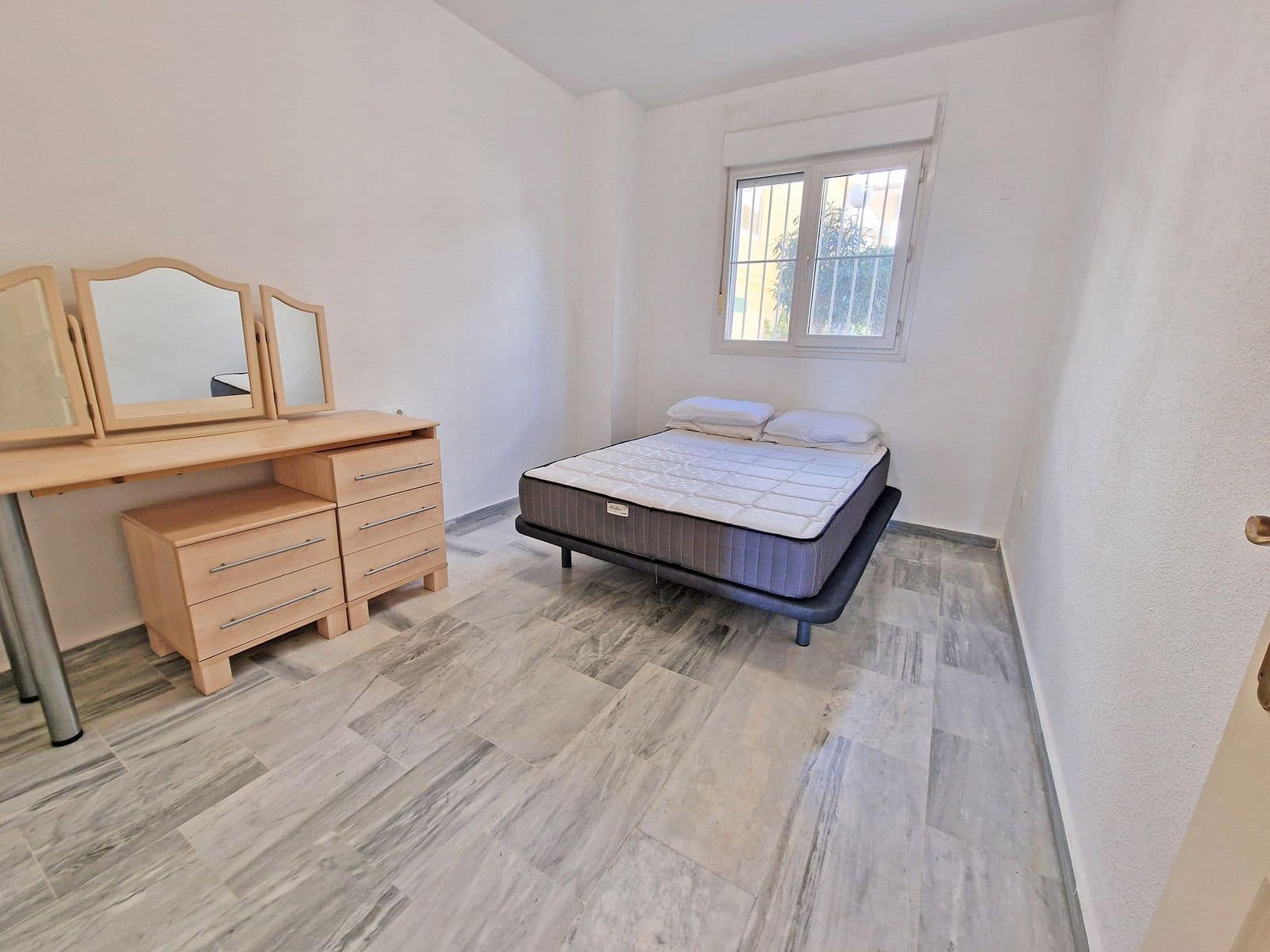 3 soverom Leilighet til salgs i Cabopino med svømmebasseng garasje - € 475 000 (Ref: 8788625)