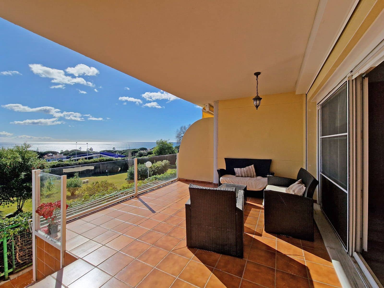 3 soverom Leilighet til salgs i Cabopino med svømmebasseng garasje - € 475 000 (Ref: 8788625)