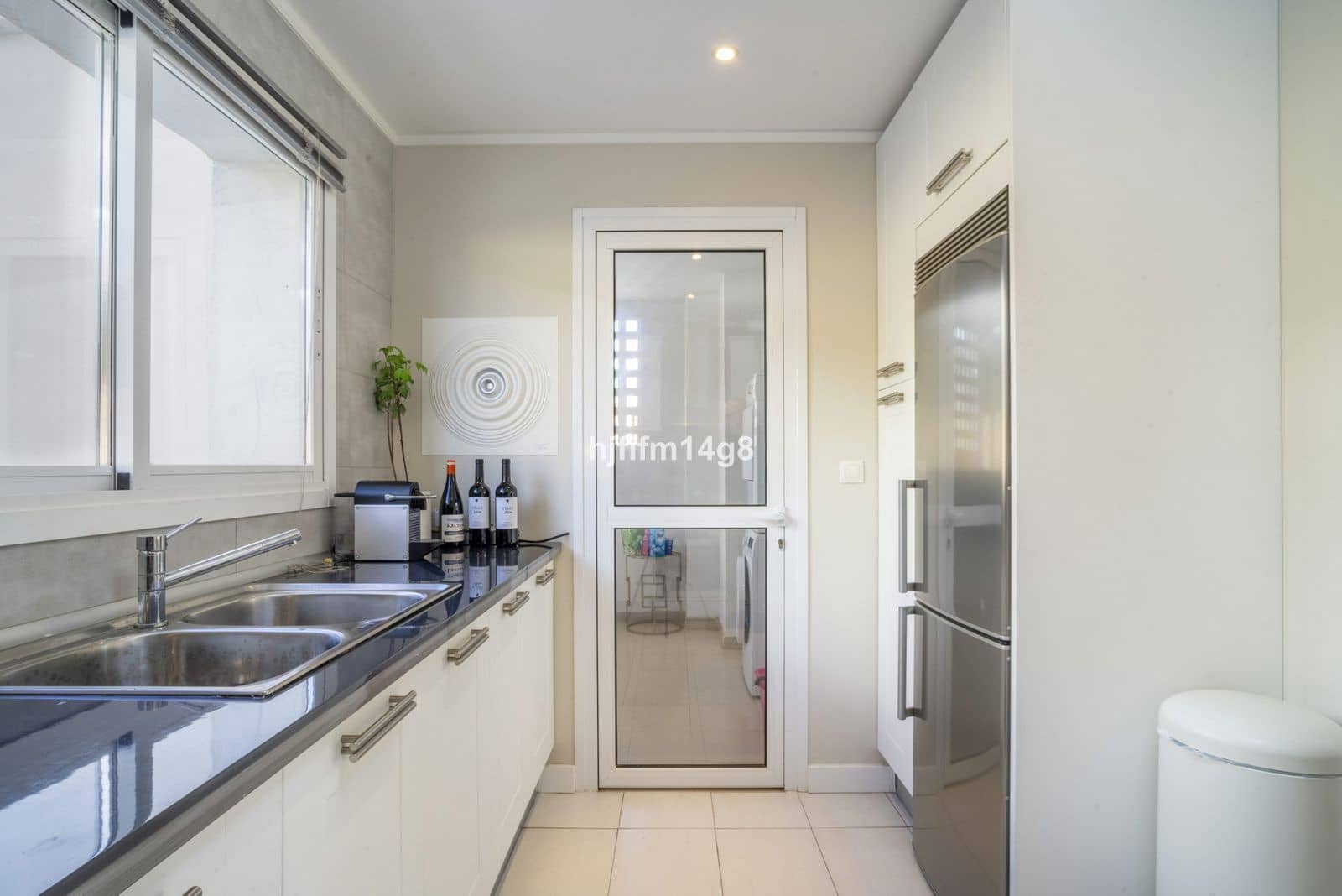 2 soverom Penthouse til salgs i Nueva Andalucia med svømmebasseng garasje - € 745 000 (Ref: 8788640)