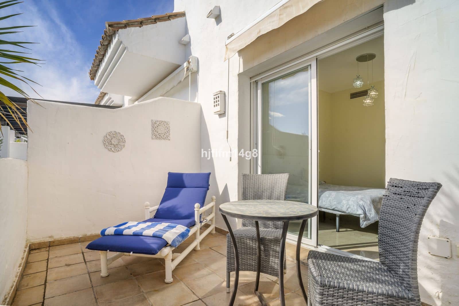 2 soverom Penthouse til salgs i Nueva Andalucia med svømmebasseng garasje - € 745 000 (Ref: 8788640)