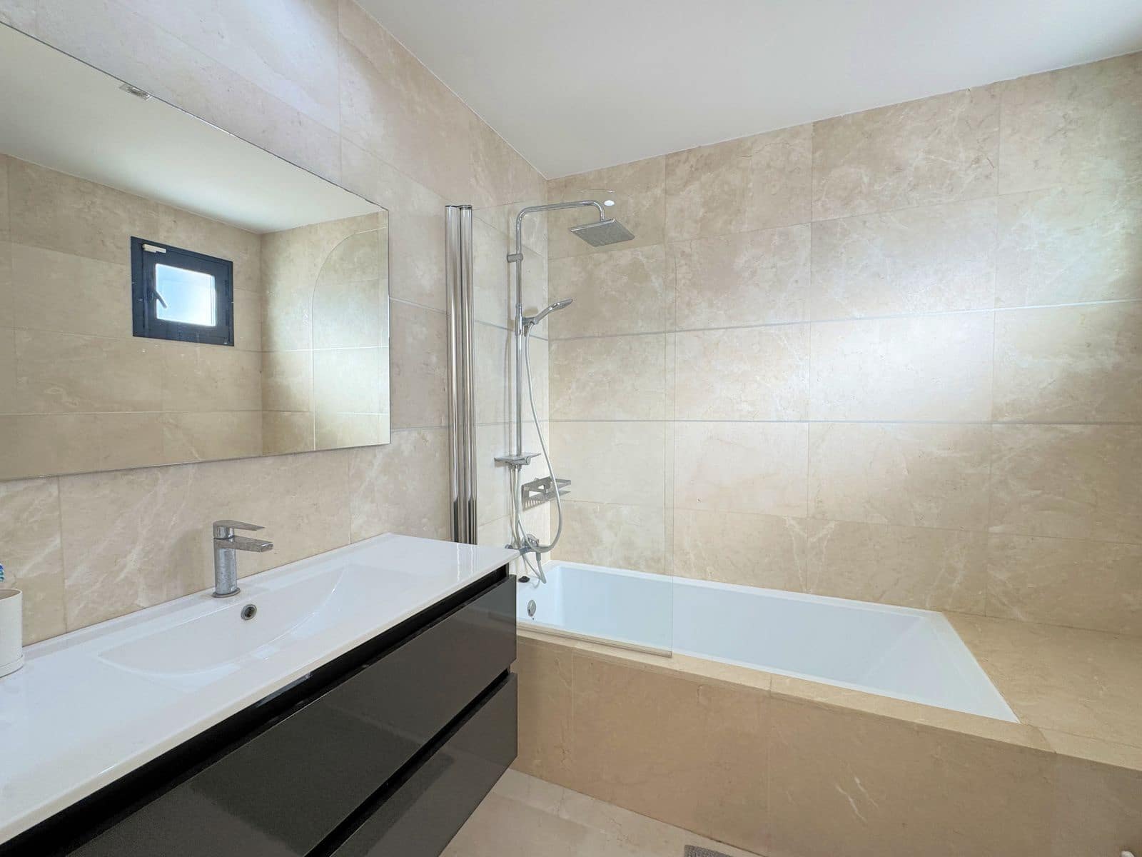 3 soverom Penthouse til salgs i Casares med svømmebasseng garasje - € 550 000 (Ref: 8796677)