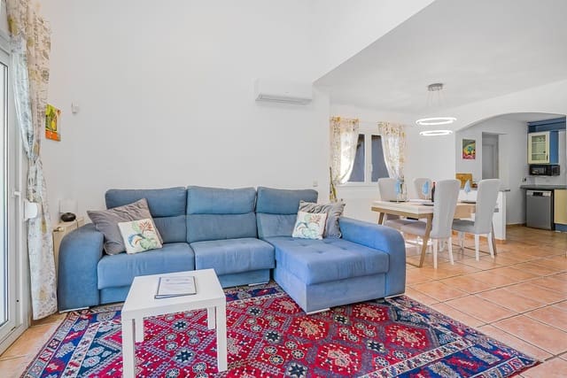 3 soveværelse Villa til salg i Calahonda, Mijas med swimmingpool garage - € 1.000.000 (Ref: 8810944)