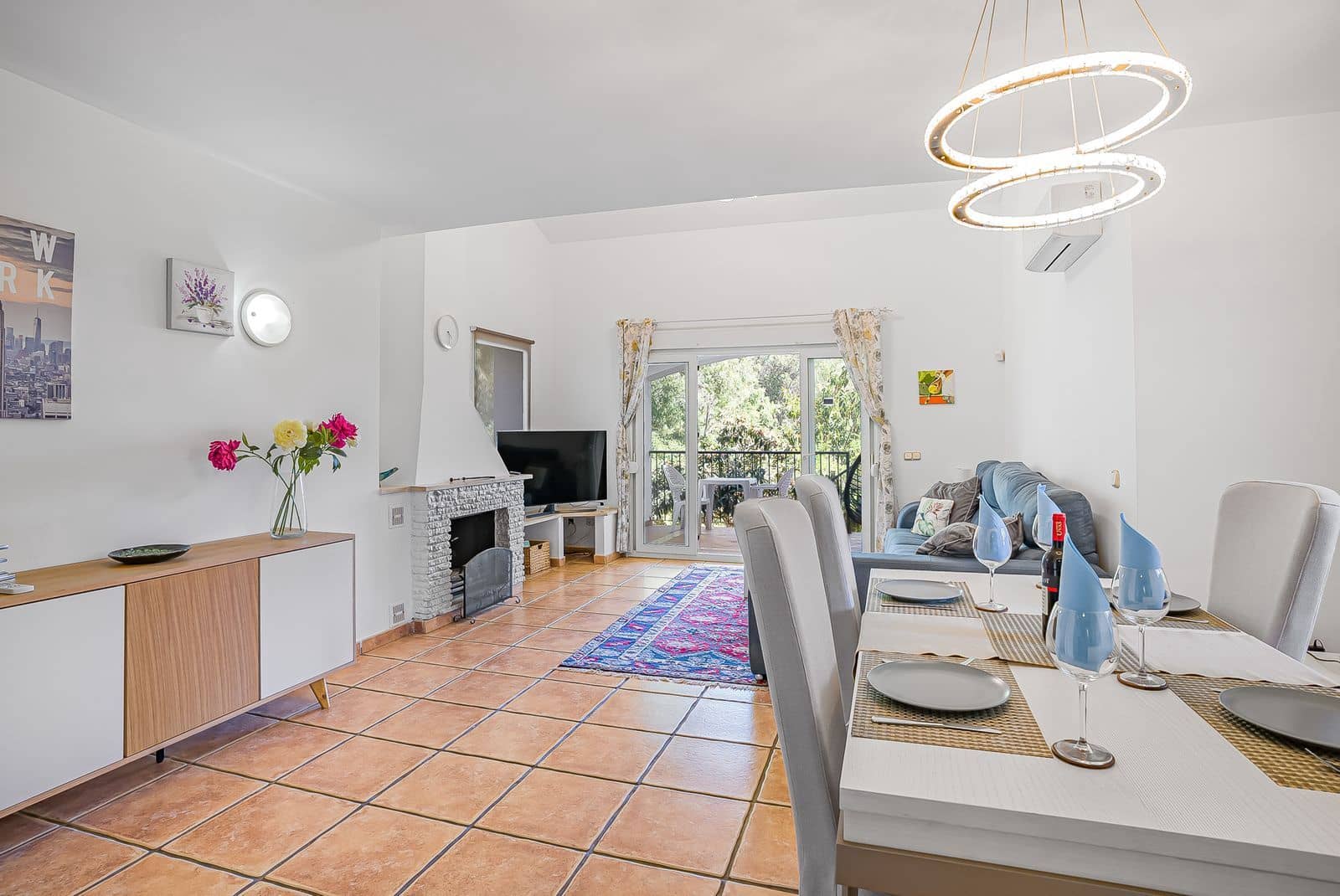 3 soveværelse Villa til salg i Calahonda med swimmingpool garage - € 1.000.000 (Ref: 8810944)