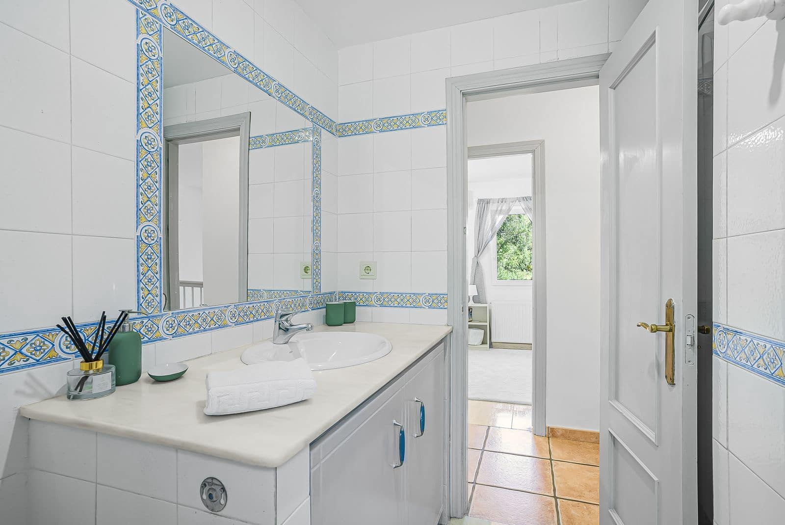 3 soveværelse Villa til salg i Calahonda med swimmingpool garage - € 1.000.000 (Ref: 8810944)