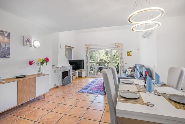 3 soveværelse Villa til salg i Calahonda, Mijas med swimmingpool garage - € 1.000.000 (Ref: 8810944)