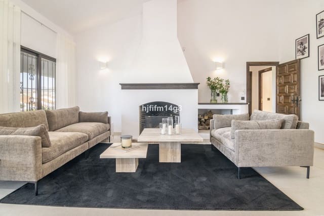 7 soveværelse Villa til salg i San Pedro de Alcántara Pueblo, Marbella med swimmingpool garage - € 2.425.000 (Ref: 8810954)