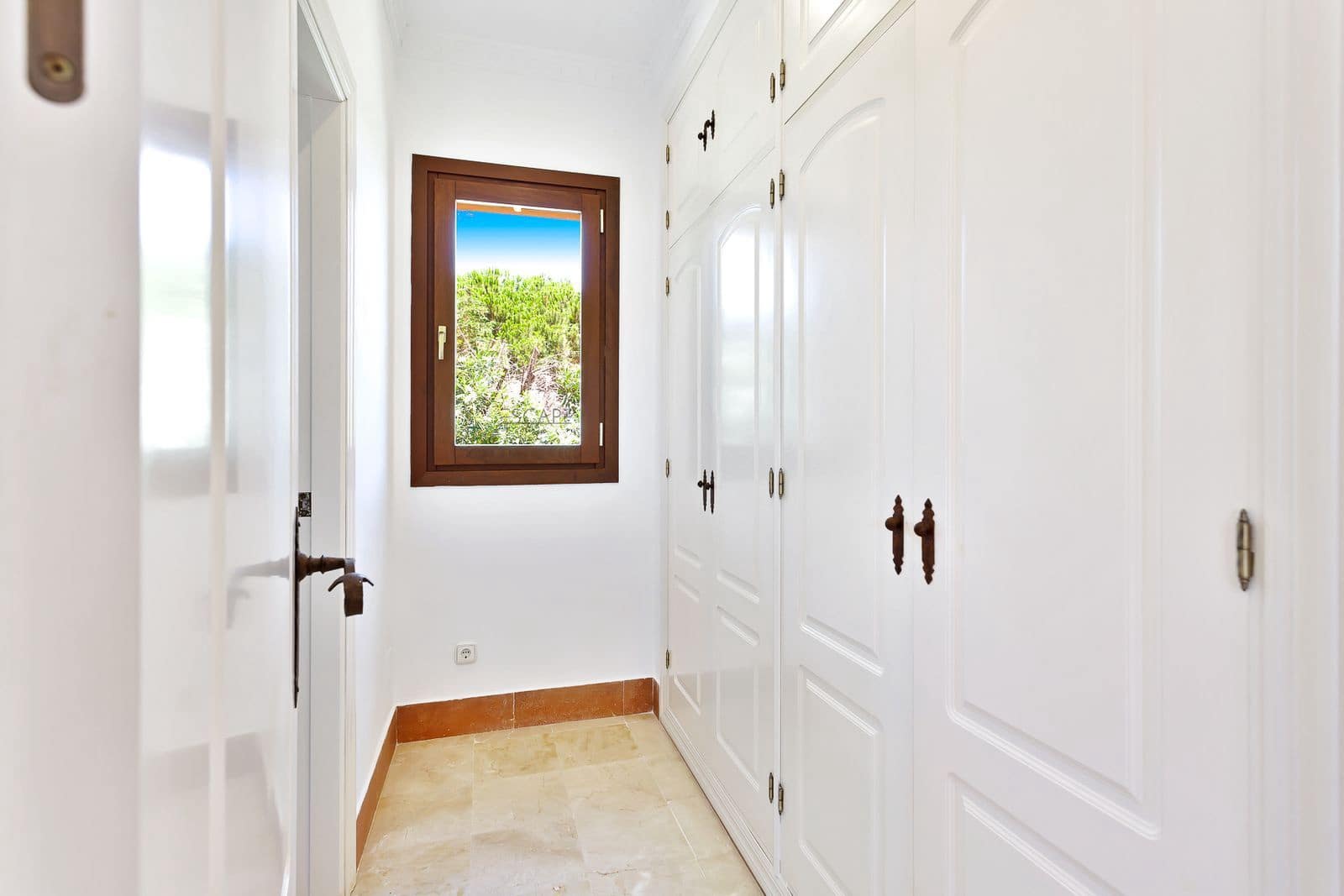 5 soveværelse Villa til salg i Sotogrande med swimmingpool garage - € 2.250.000 (Ref: 8810976)