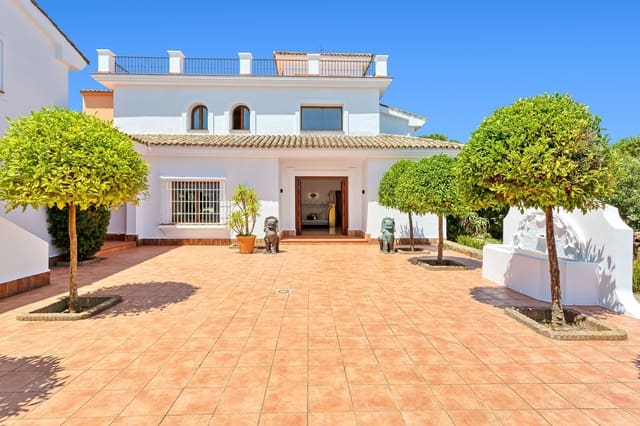 5 soverom Villa til salgs i Sotogrande Costa, San Roque med svømmebasseng garasje - € 2 250 000 (Ref: 8810976)