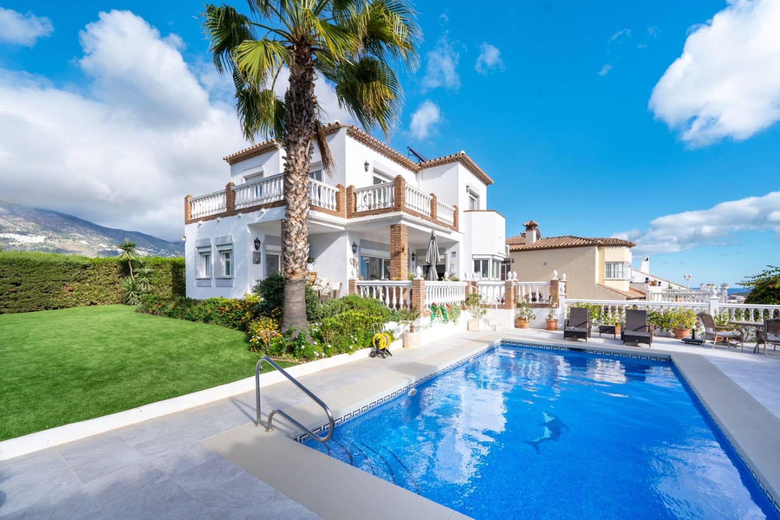 3 soveværelse Villa til salg i Campo Mijas med swimmingpool garage - € 985.000 (Ref: 8810996)