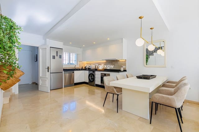 2 soverom Hus til salgs i El Paraíso, Benahavís med svømmebasseng garasje - € 499 000 (Ref: 8811025)