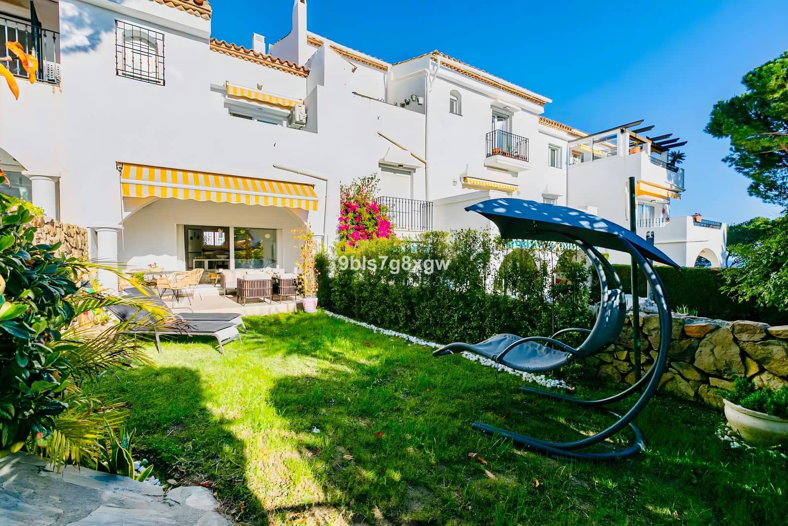 2 chambre Maison de Ville à vendre à Benahavis avec piscine garage - 499 000 € (Ref: 8811025)