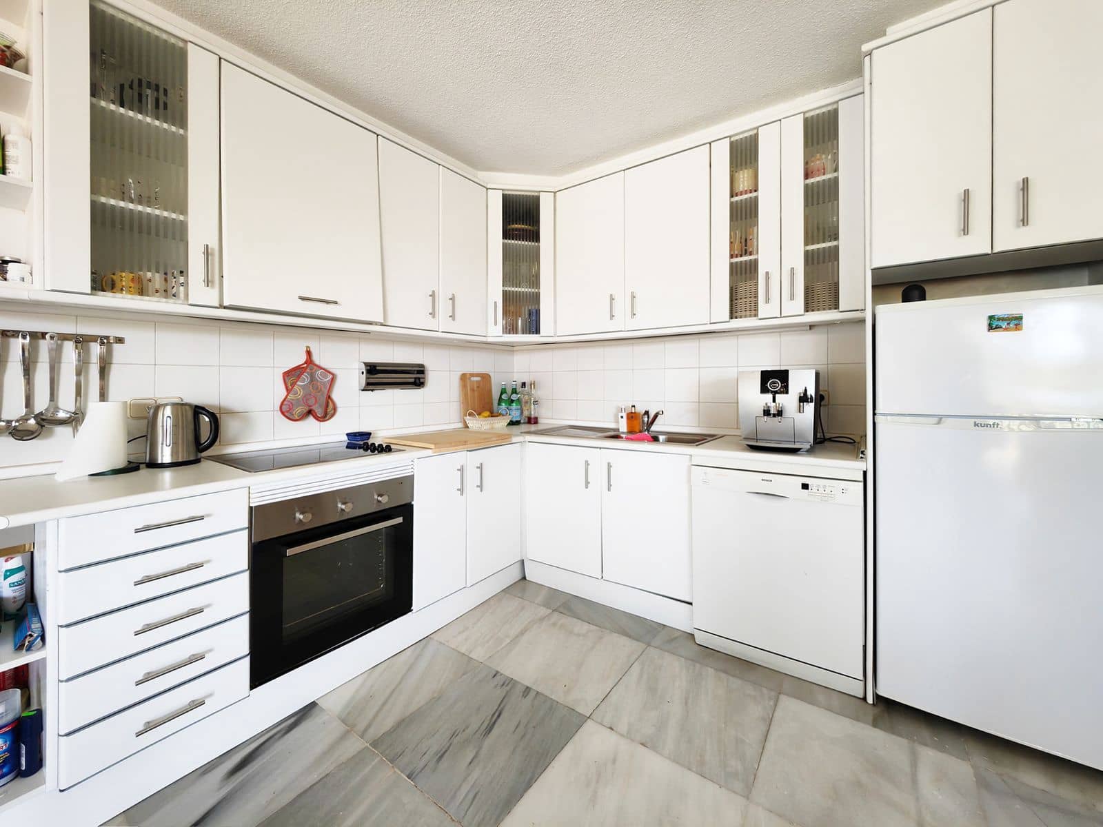 7 soveværelse Villa til salg i Elviria med swimmingpool garage - € 1.300.000 (Ref: 8830283)