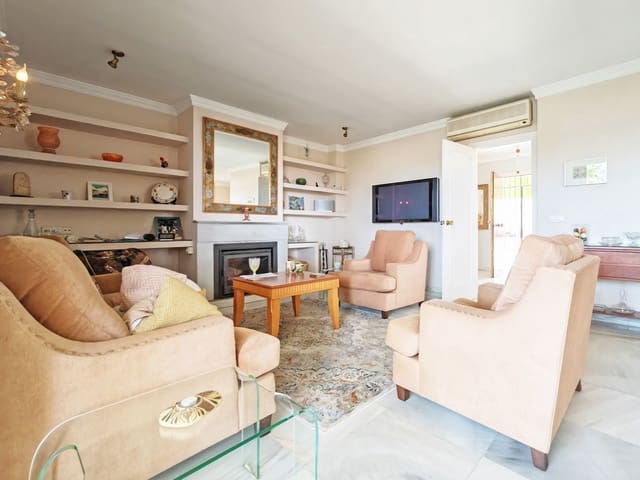 7 soveværelse Villa til salg i Elviria, Marbella med swimmingpool garage - € 1.300.000 (Ref: 8830283)