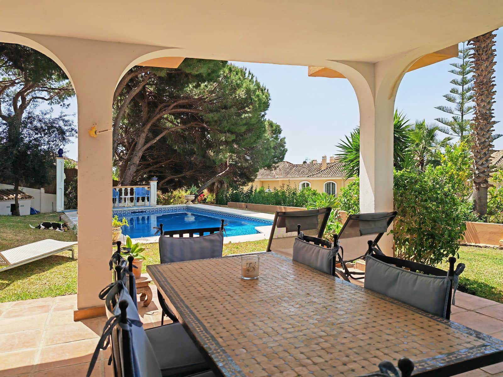 7 soveværelse Villa til salg i Elviria med swimmingpool garage - € 1.300.000 (Ref: 8830283)