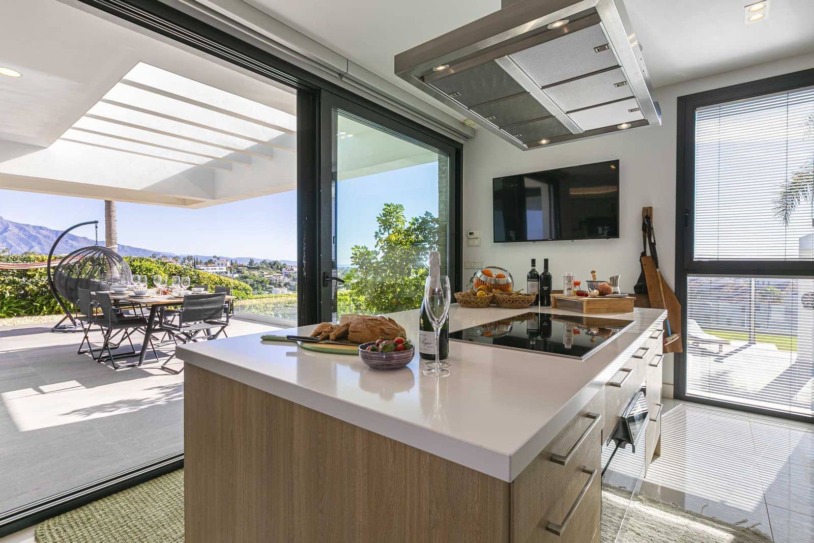 4 slaapkamer Villa te koop in Benahavis met zwembad garage - € 5.250.000 (Ref: 8840313)