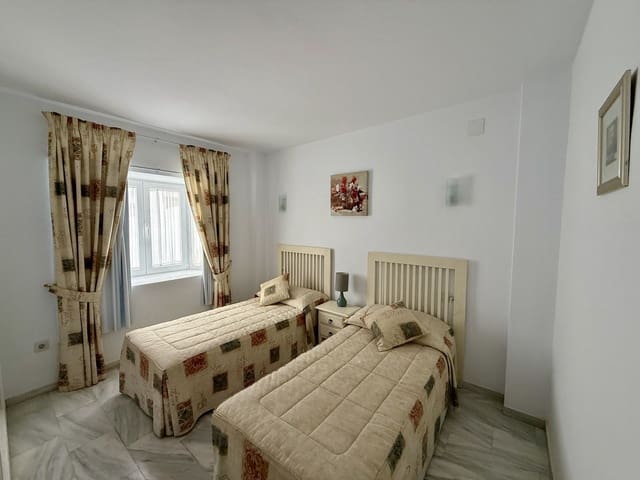 2 slaapkamer Appartement te koop in Calahonda, Mijas met zwembad garage - € 310.000 (Ref: 8846670)