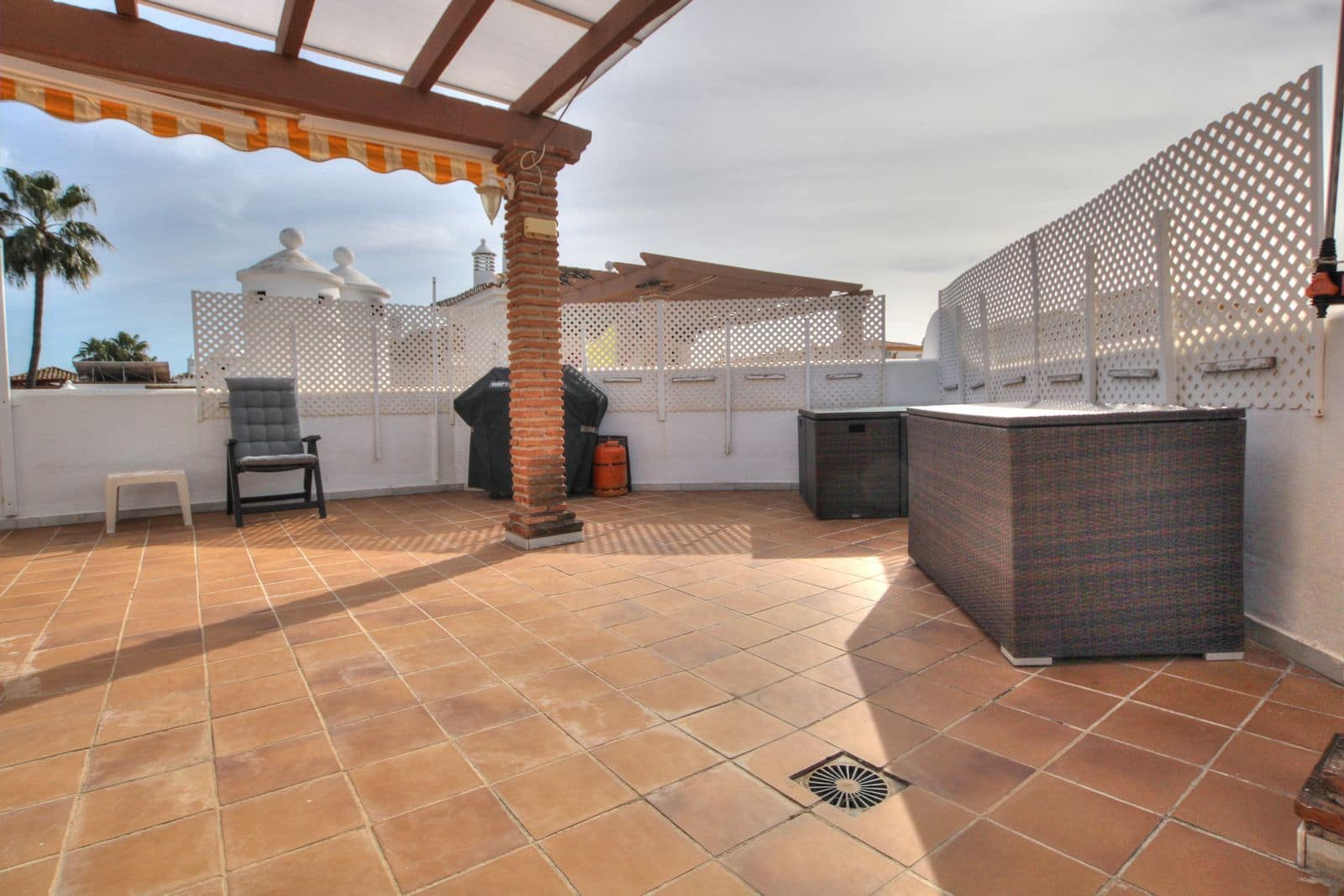 2 soveværelse Penthouse til salg i Mijas Golf med swimmingpool garage - € 325.000 (Ref: 8846697)