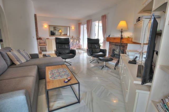 2 slaapkamer Penthouse te koop in Mijas Golf, Mijas met zwembad garage - € 325.000 (Ref: 8846697)