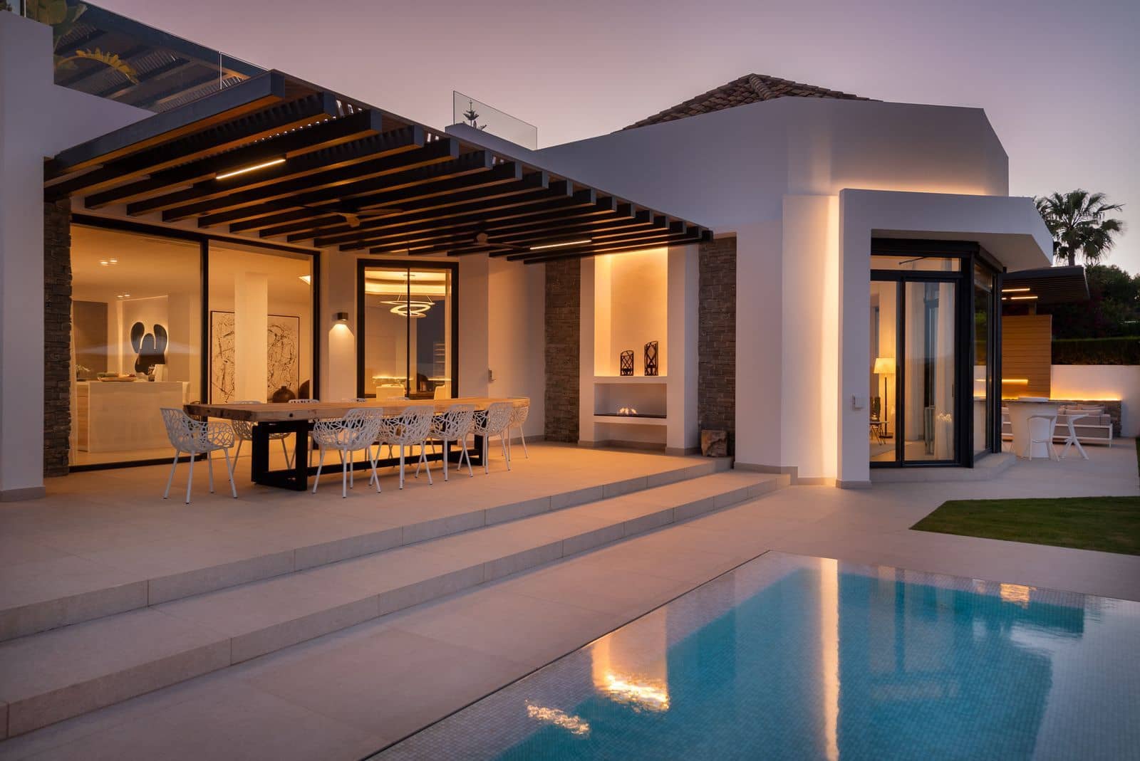 5 sovrum Villa till salu i Nueva Andalucia med pool garage - 4 950 000 € (Ref: 8846698)