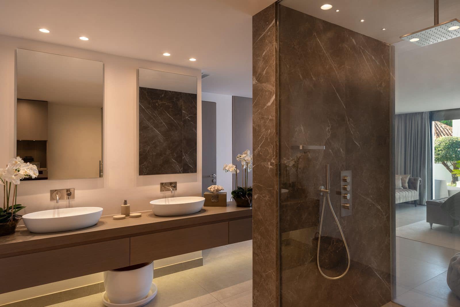 5 sovrum Villa till salu i Nueva Andalucia med pool garage - 4 950 000 € (Ref: 8846698)