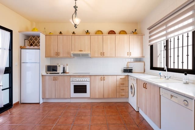 4 soveværelse Villa til salg i Mijas Golf, Mijas med swimmingpool garage - € 995.000 (Ref: 8861647)