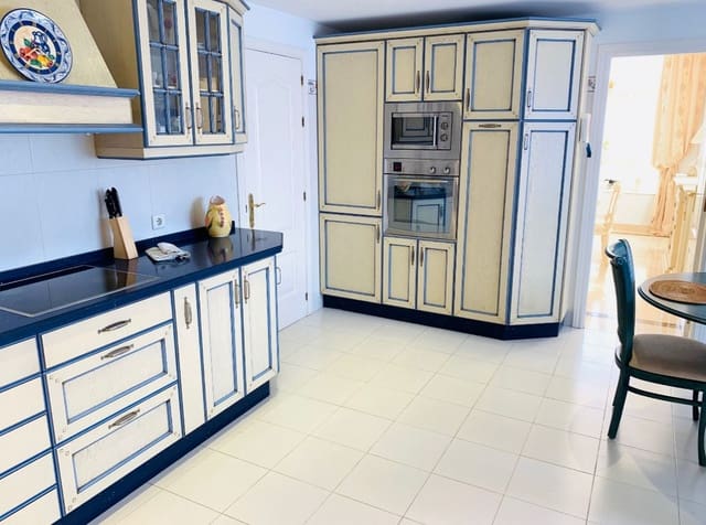 5 soveværelse Villa til salg i El Faro, Mijas med swimmingpool garage - € 799.000 (Ref: 8861720)