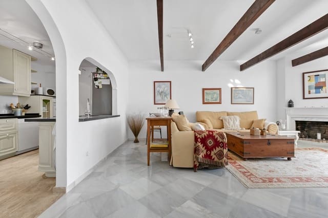 2 slaapkamer Appartement te koop in Marbella met zwembad garage - € 495.000 (Ref: 8866428)