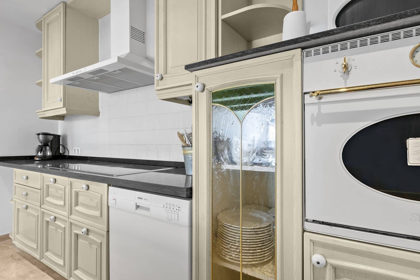 2 slaapkamer Appartement te koop in Marbella met zwembad garage - € 495.000 (Ref: 8866428)