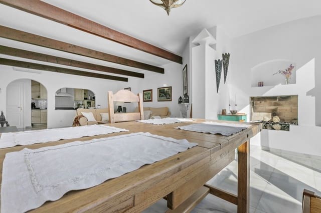 2 slaapkamer Appartement te koop in Marbella met zwembad garage - € 495.000 (Ref: 8866428)