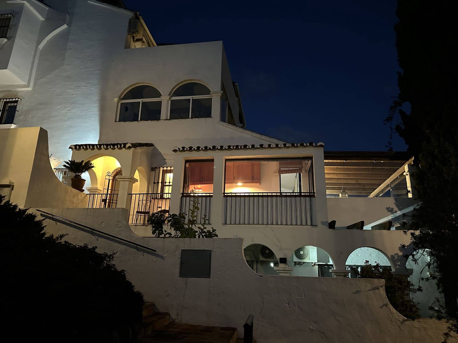 2 slaapkamer Appartement te koop in Marbella met zwembad garage - € 495.000 (Ref: 8866428)