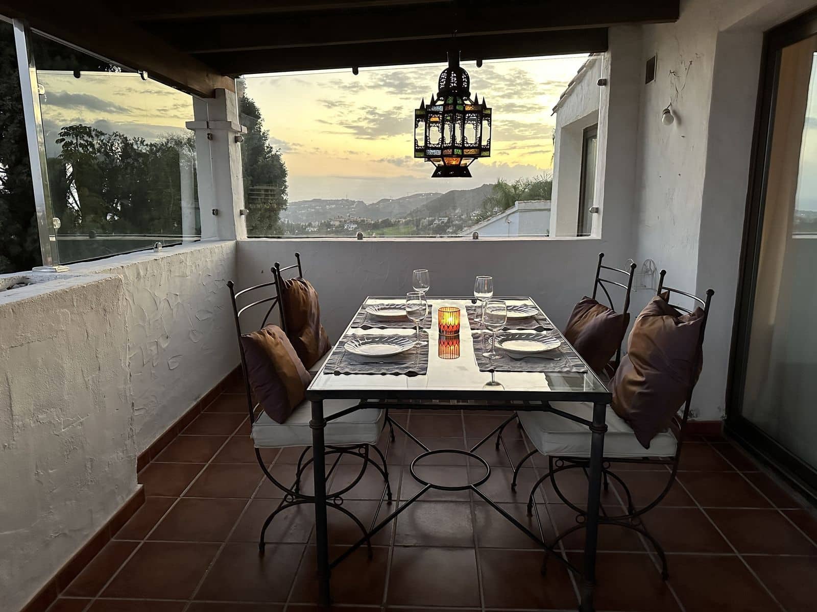 2 slaapkamer Appartement te koop in Marbella met zwembad garage - € 495.000 (Ref: 8866428)