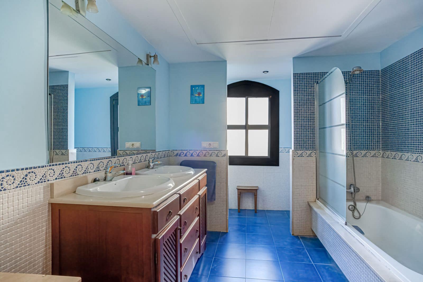 4 soveværelse Byhus til salg i Guadalmina med swimmingpool garage - € 780.000 (Ref: 8873406)