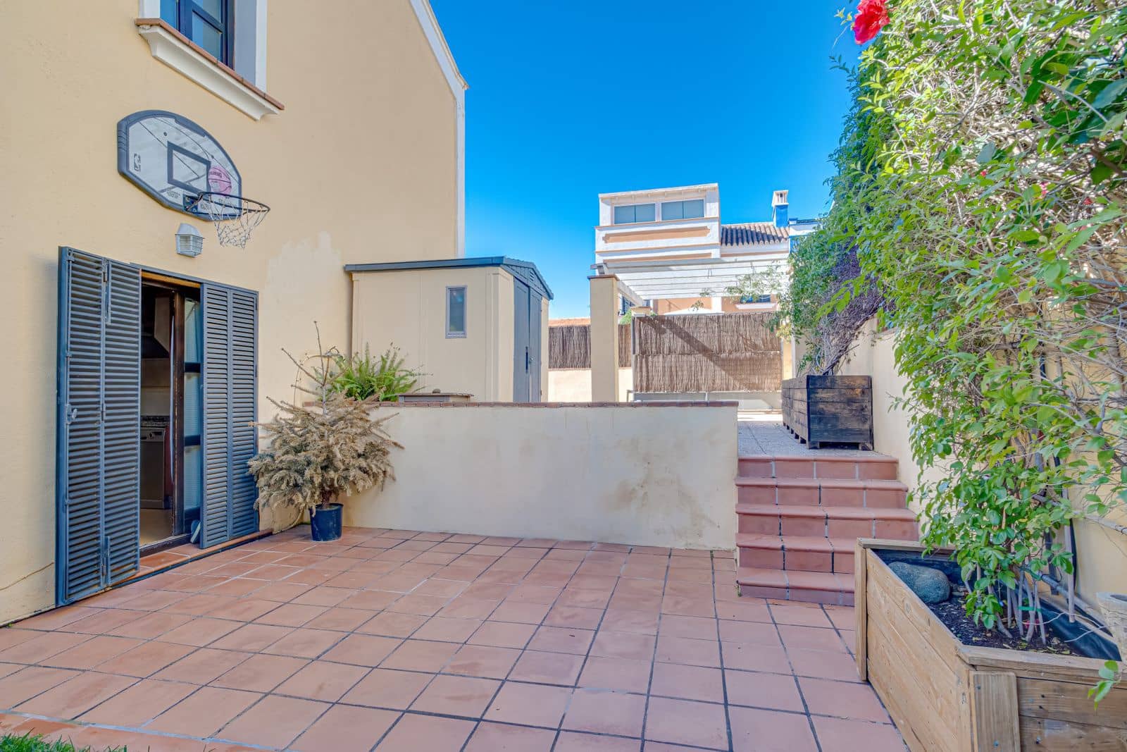 4 soveværelse Byhus til salg i Guadalmina med swimmingpool garage - € 780.000 (Ref: 8873406)