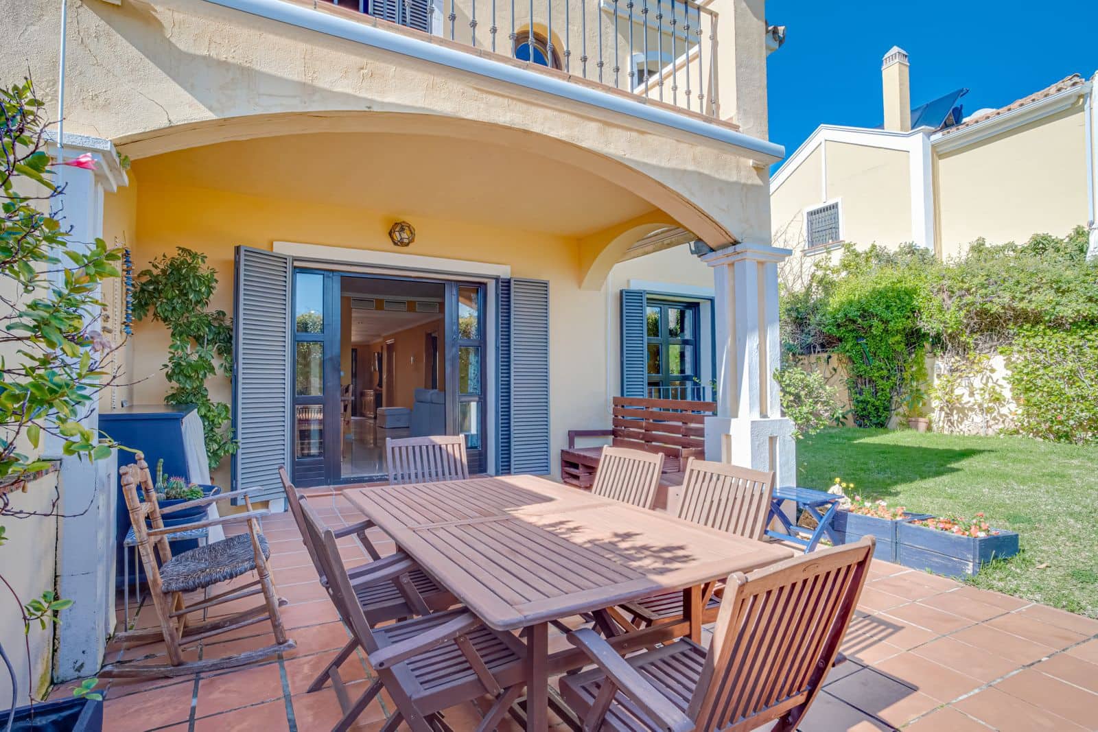 4 soveværelse Byhus til salg i Guadalmina med swimmingpool garage - € 780.000 (Ref: 8873406)