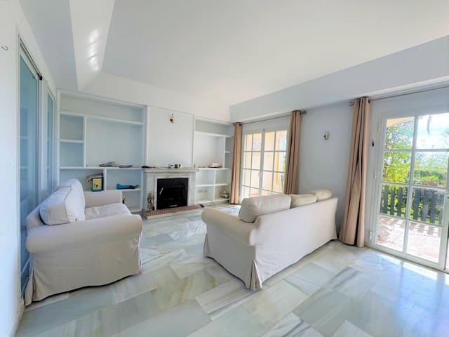 3 slaapkamer Huis te koop in Estepona met zwembad garage - € 525.000 (Ref: 8875134)