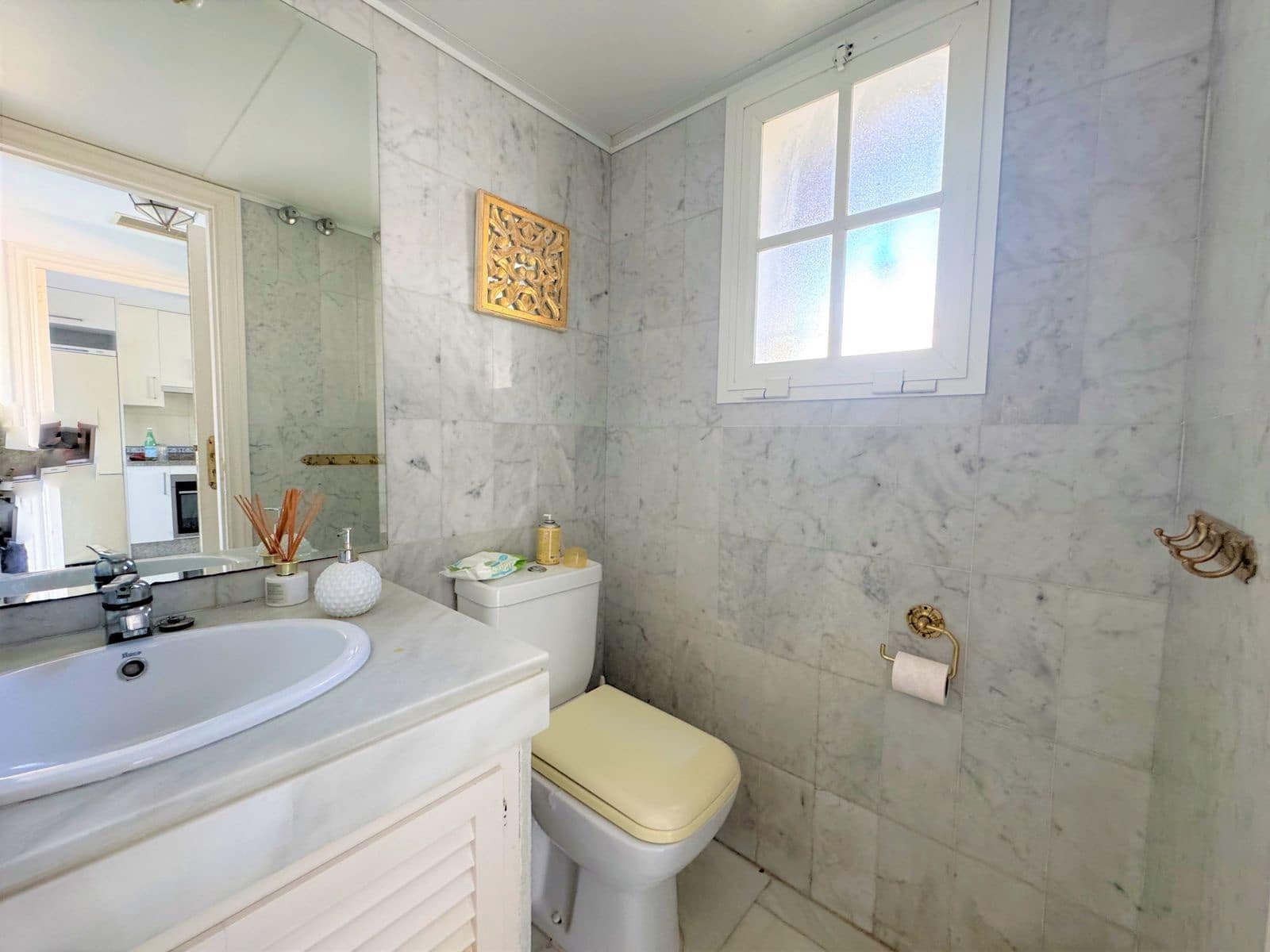 3 soverom Hus til salgs i Estepona med svømmebasseng garasje - € 525 000 (Ref: 8875134)