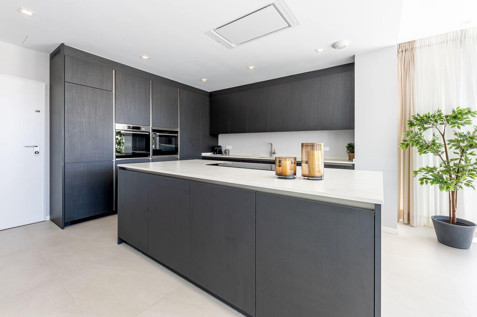 5 soveværelse Villa til salg i Benalmadena Costa med swimmingpool garage - € 1.949.000 (Ref: 8878875)