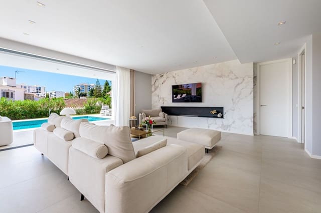 5 slaapkamer Villa te koop in Benalmadena Costa, Benalmádena met zwembad garage - € 1.949.000 (Ref: 8878875)