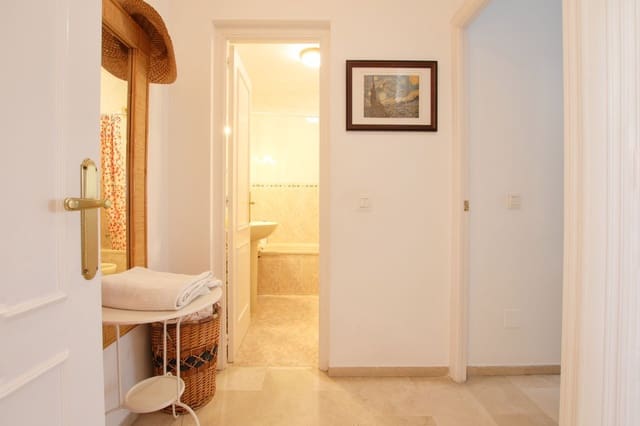 2 bedroom Apartment for sale in Torrenueva, Mijas with pool garage - € 320,000 (Ref: 8882314)