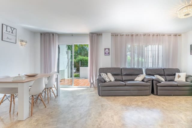 3 slaapkamer Huis te koop in Nueva Andalucia, Marbella met zwembad garage - € 535.000 (Ref: 8882329)