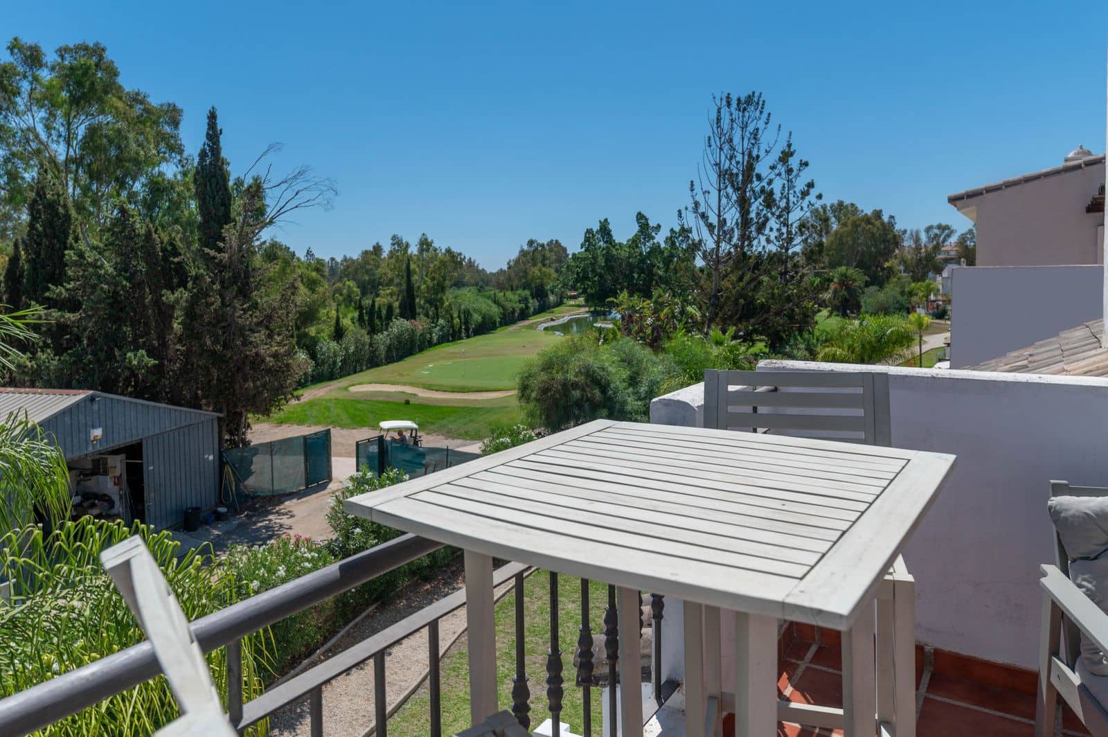 3 soveværelse Byhus til salg i Nueva Andalucia med swimmingpool garage - € 535.000 (Ref: 8882329)