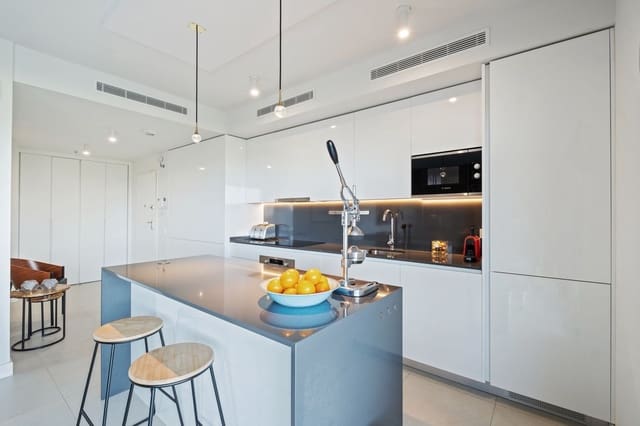 3 Zimmer Apartment zu verkaufen in Mijas Costa, Mijas mit Pool Garage - 565.000 € (Ref: 8885410)